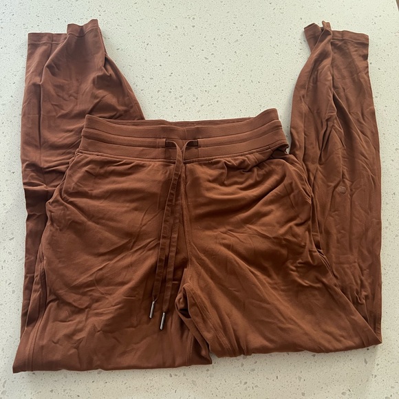 lululemon athletica Pants - LULULEMON HIGH RISE FULL LENGTH PANTS